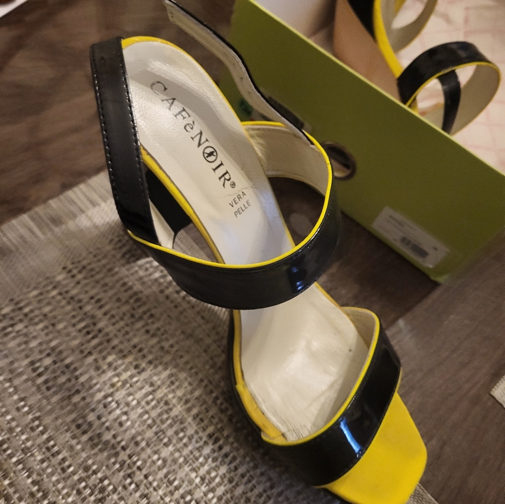 heels sandals